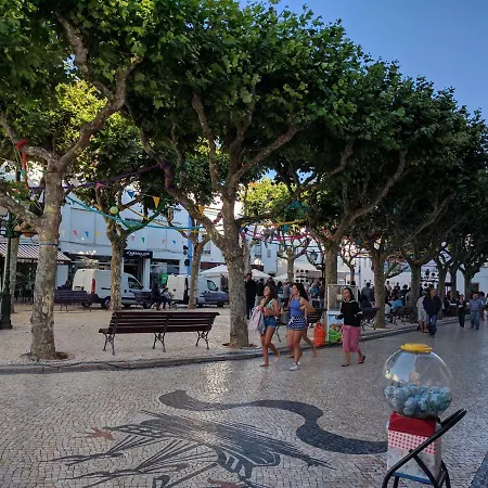 Holidays Apartment *