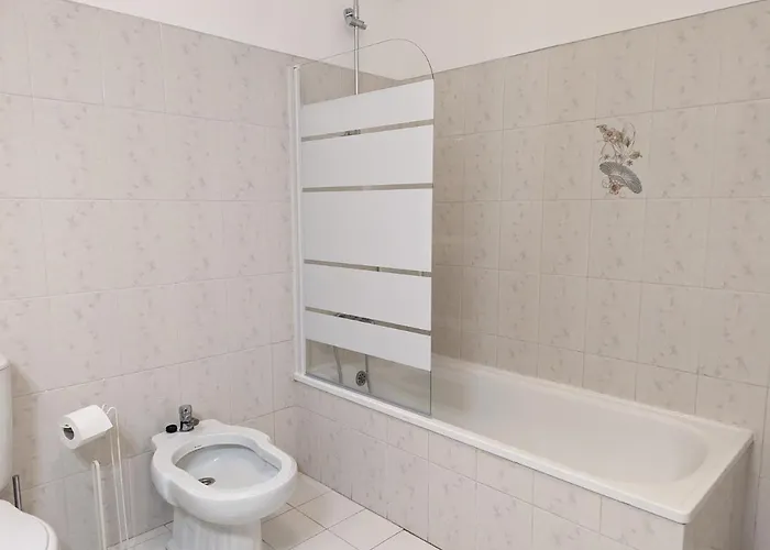 Holidays * إيريسييرا